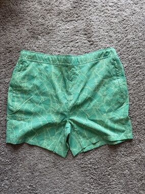 Mack Weldon Green Leaf-Print swim trunks